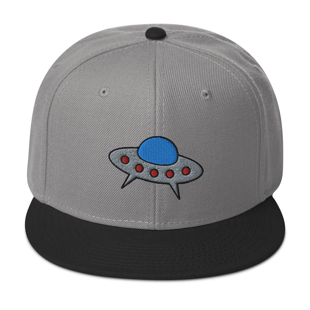 Space Alien Ship UFO Flying Saucer Embroidered Flat Bill Cap Snapback Hat