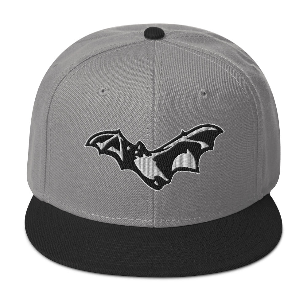 Flying Vampire Bat Goth Fashion Embroidered Flat Bill Cap Snapback Hat