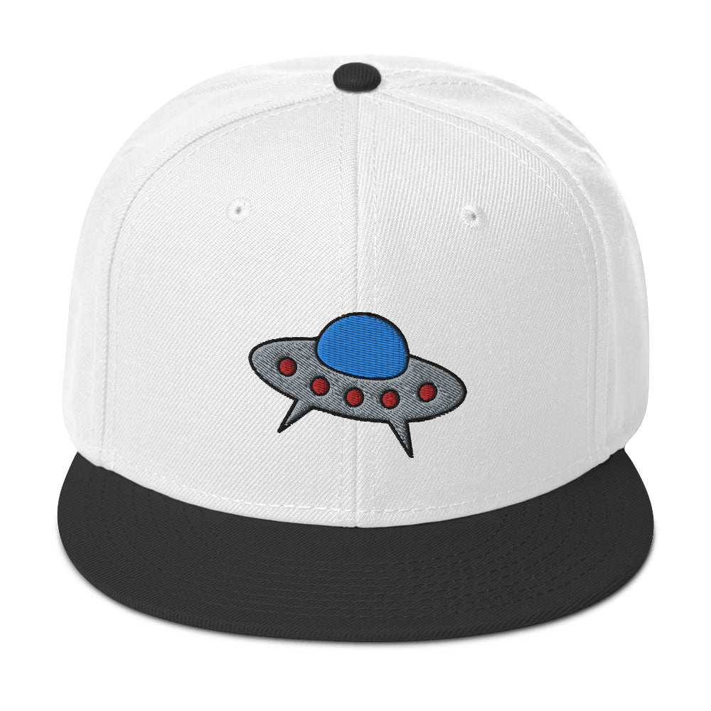 Space Alien Ship UFO Flying Saucer Embroidered Flat Bill Cap Snapback Hat