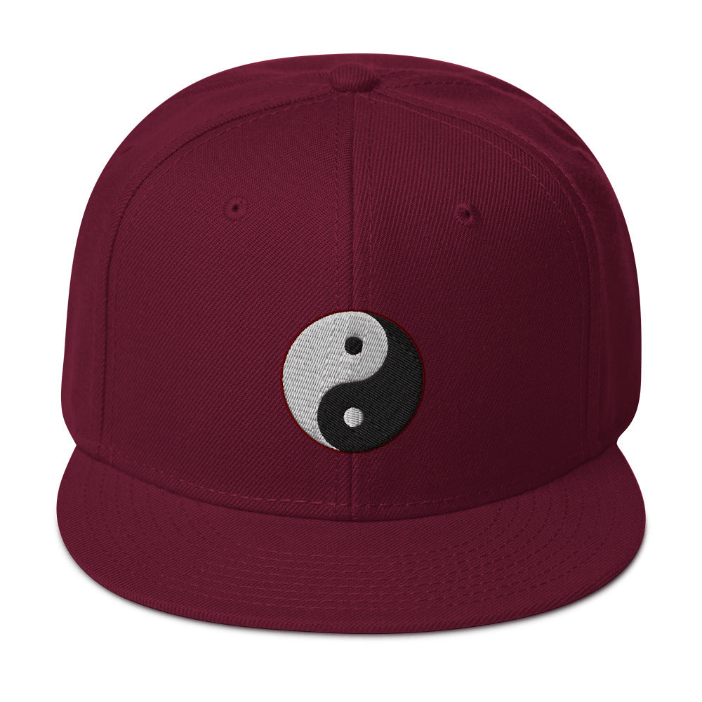 Yin and Yang Chinese Symbol Embroidered Flat Bill Cap Snapback Hat