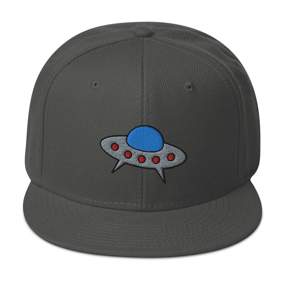 Space Alien Ship UFO Flying Saucer Embroidered Flat Bill Cap Snapback Hat