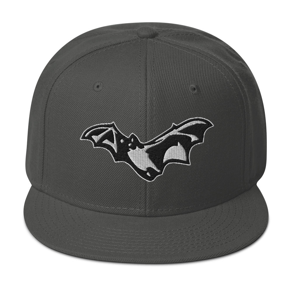 Flying Vampire Bat Goth Fashion Embroidered Flat Bill Cap Snapback Hat