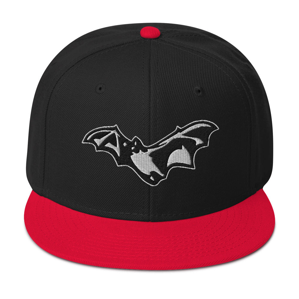 Flying Vampire Bat Goth Fashion Embroidered Flat Bill Cap Snapback Hat