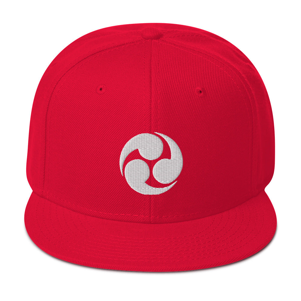 White Tomoe Mitsudomoe Japanese Symbol Embroidered Flat Bill Cap Snapback Hat