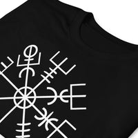 Vegvisir Wayfinder design on unisex T-shirt, detail view
